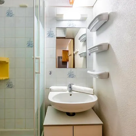Apartment Les Maisons Sur La Plage-13 By Interhome